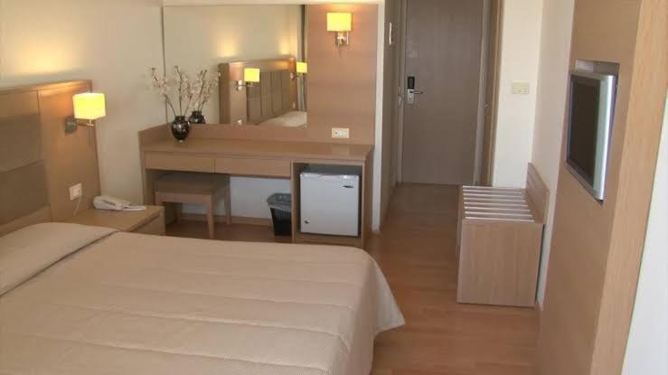 Hotel Rhodos Horizon Marina - Adults Only à Rhodes City Extérieur photo