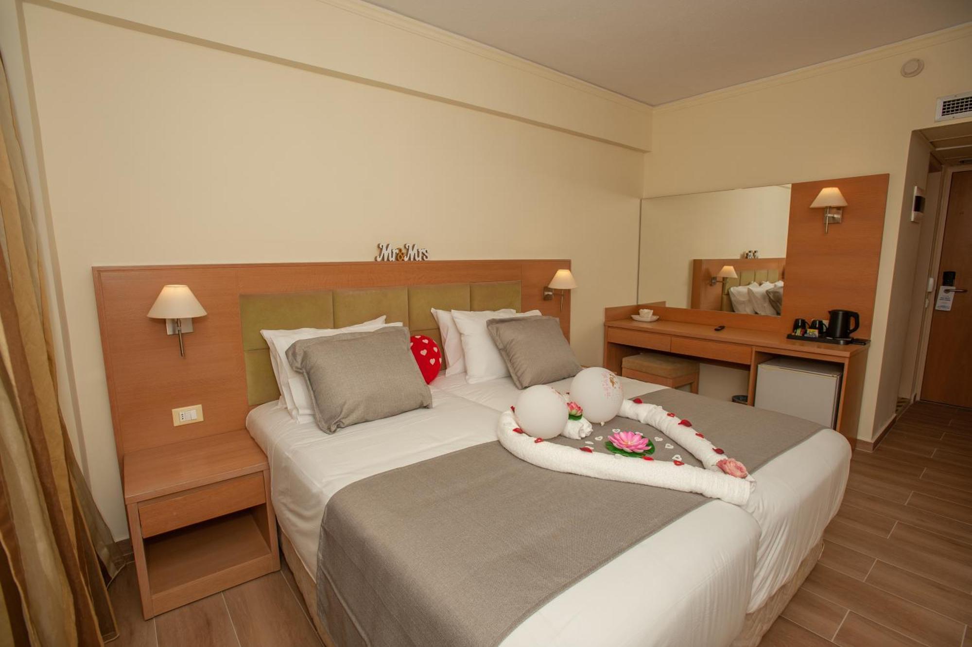 Hotel Rhodos Horizon Marina - Adults Only à Rhodes City Extérieur photo
